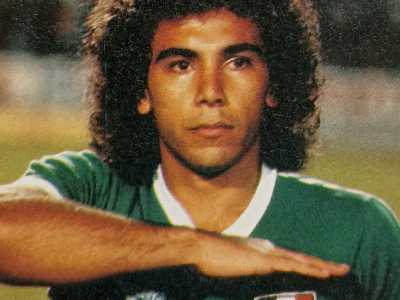 9) Hugo Sanchez - Messico